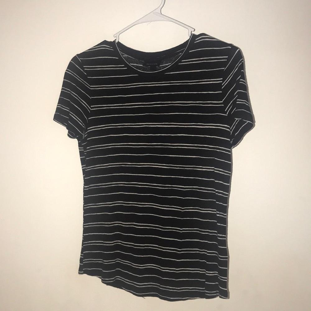 Simple black and white striped T